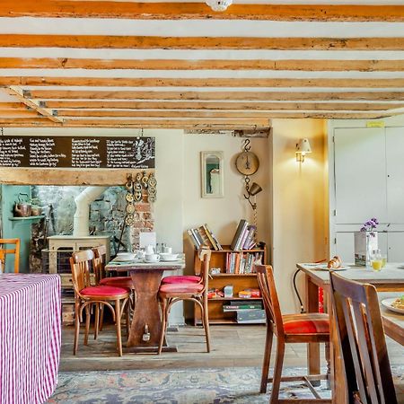 Tiger Inn - Catherine Eastdean Екстер'єр фото